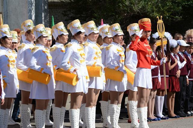 Барабаншы қыздар командасы