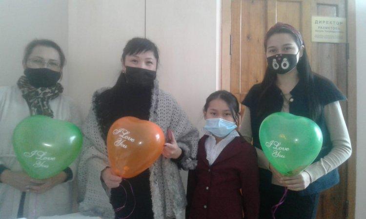 5б сынып оқушылары "Алғыс айту " күніне орай "Алғысымыз шексіз" атты акциясын өткізді